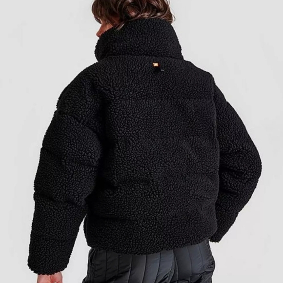NWT Women's PLUS SIZE 3X Nike DOWN Sherpa Puffer Jacket - Picture 5 of 5